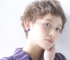 hoyu 新色 APPLIE(アプリエ)Platinum Ash 入荷